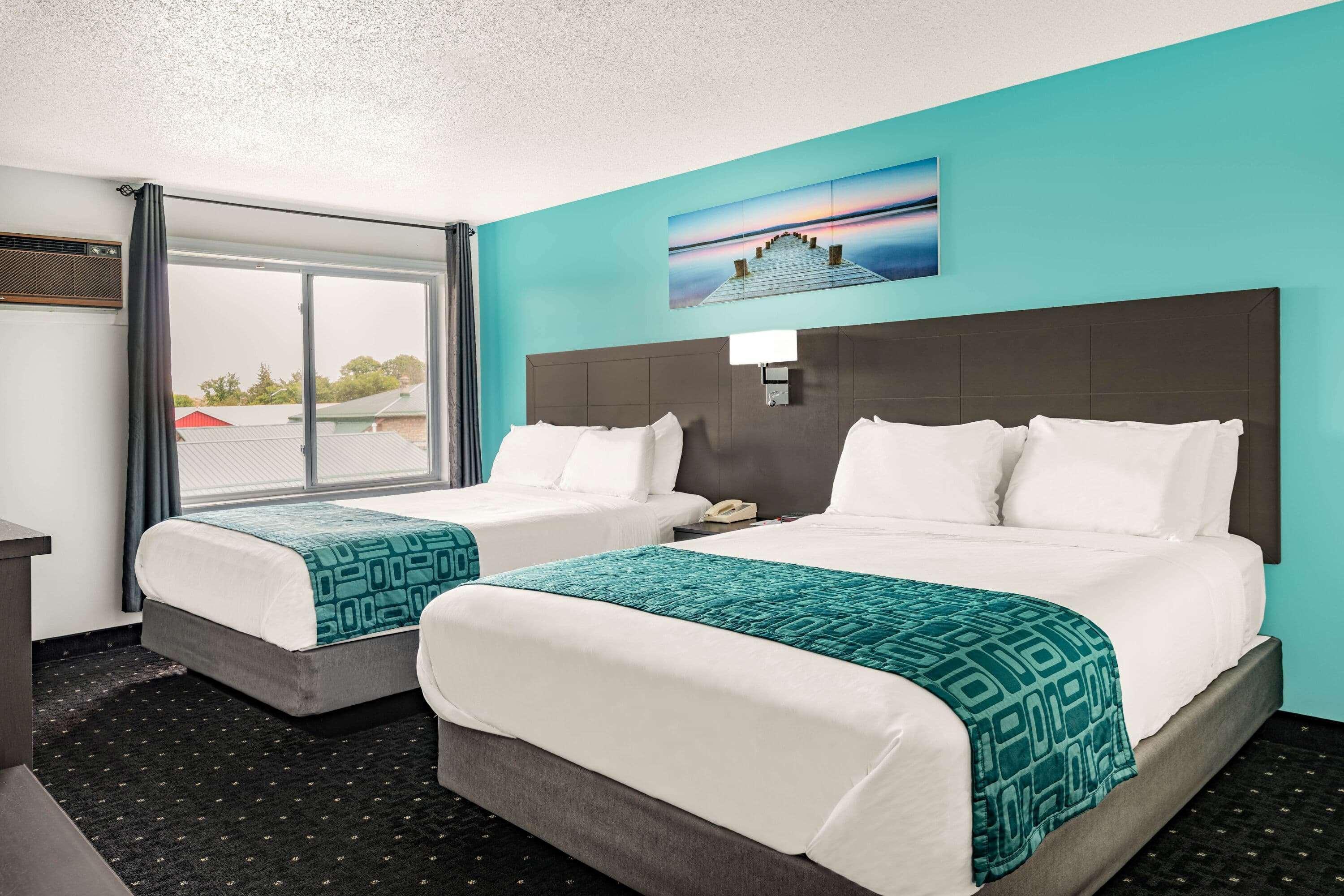Howard Johnson By Wyndham Gananoque Exterior foto